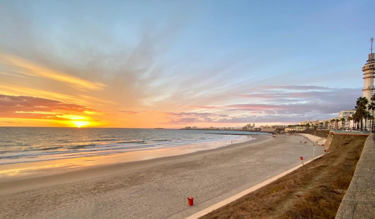 La Gaviota & Parking Privado Grupo Ac Gestion Lägenhet Cádiz Exteriör bild